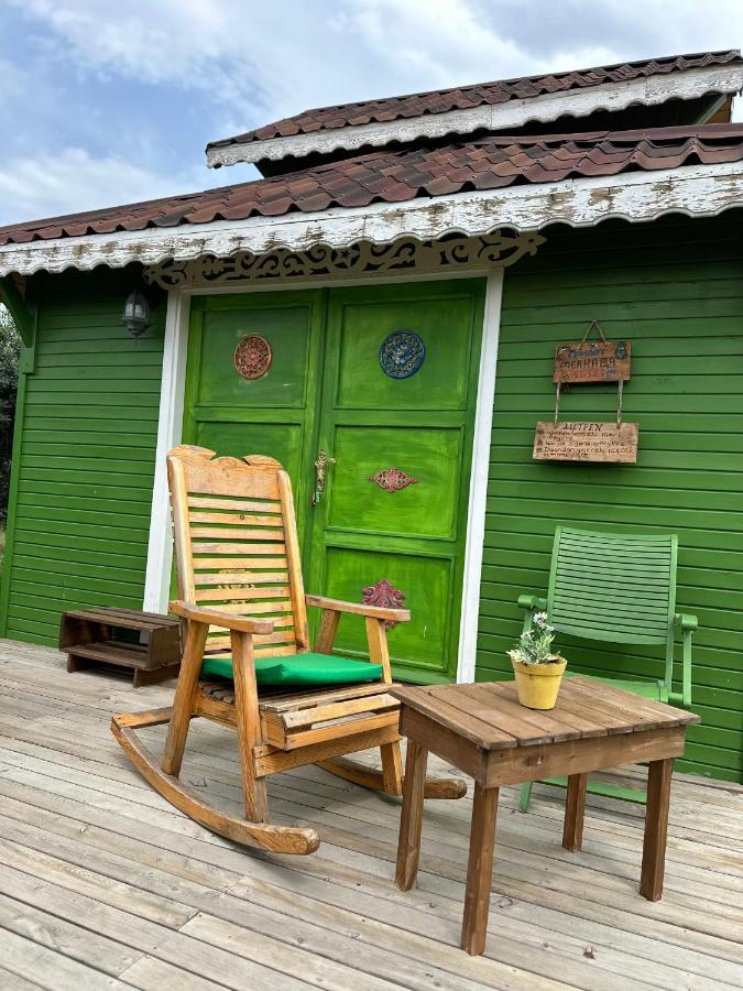 Seyyah Cafe Bungalows Aliaga Exterior foto